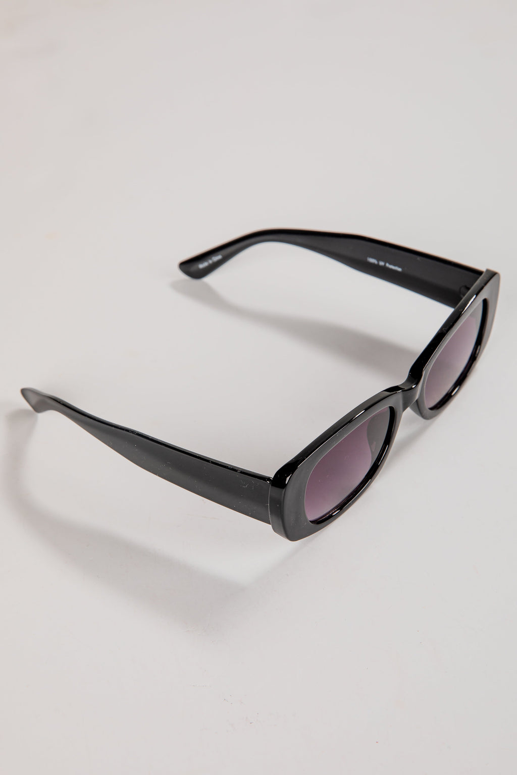 Better Than I Imagined Black Oval Sunglasses