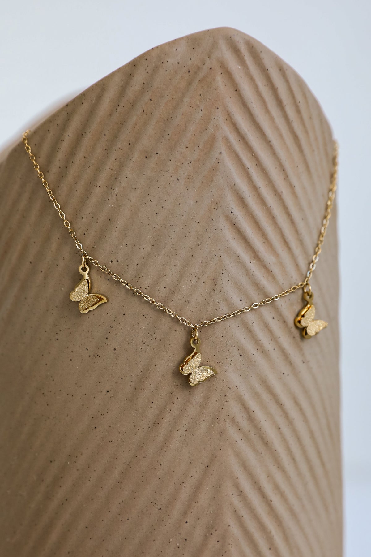Ariana Gold Butterfly Charm Anklet