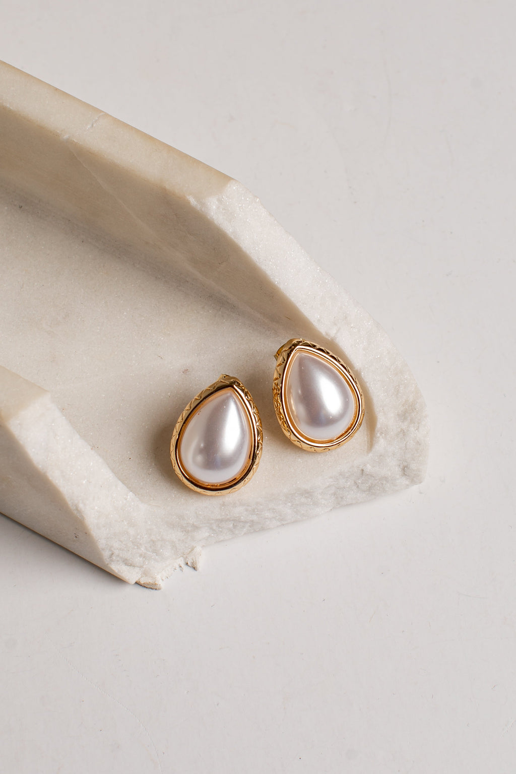 Bree Pearl Gold Teardrop Earrings