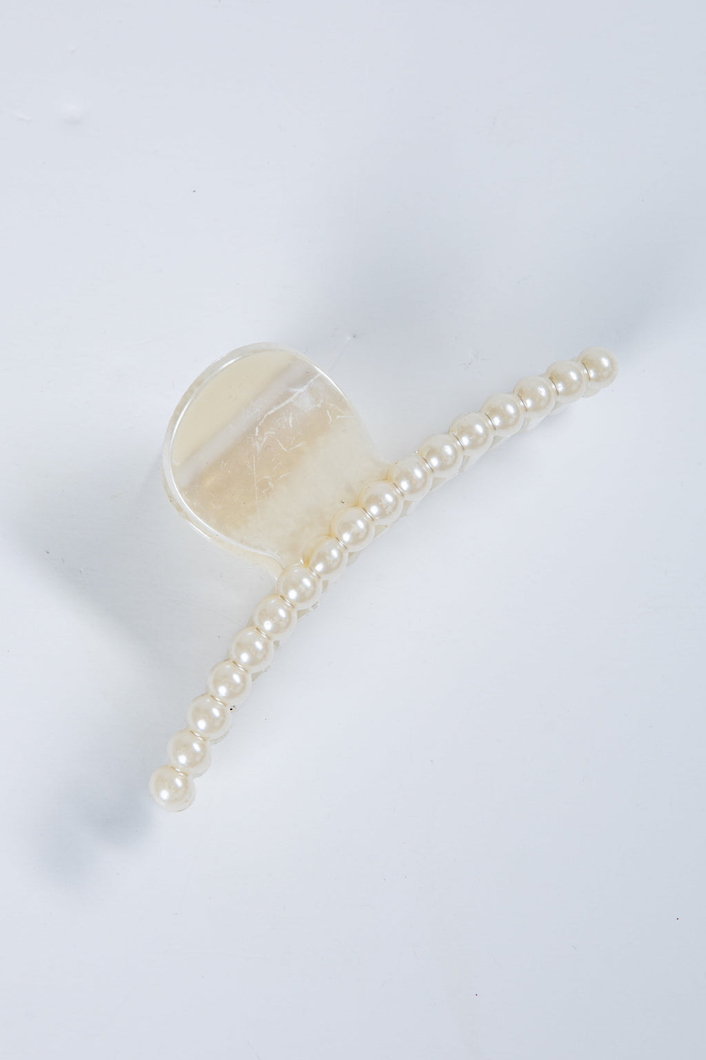 Beautiful Promise White Pearl Claw Hair Clip